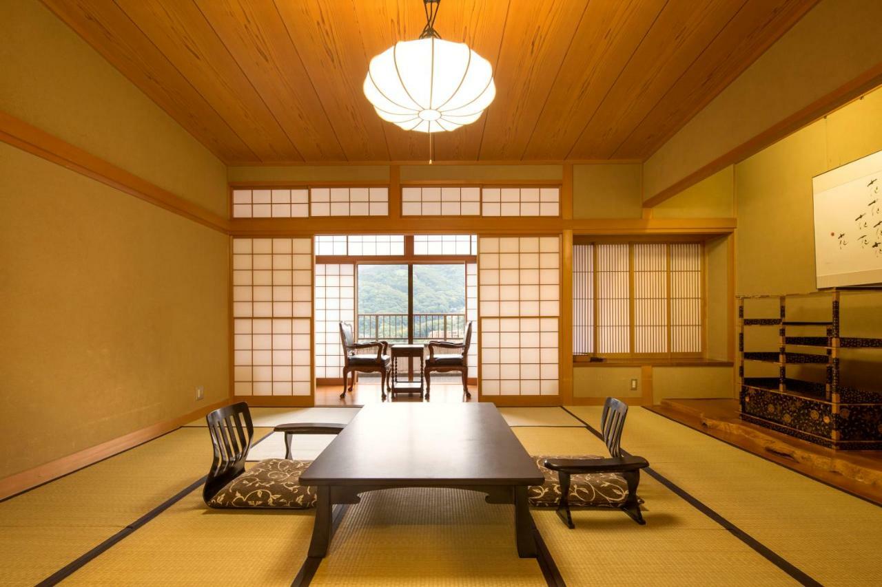 Hotel Mimasuya Yugawara Esterno foto