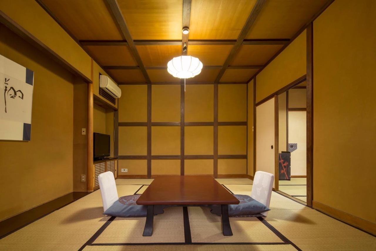 Hotel Mimasuya Yugawara Esterno foto