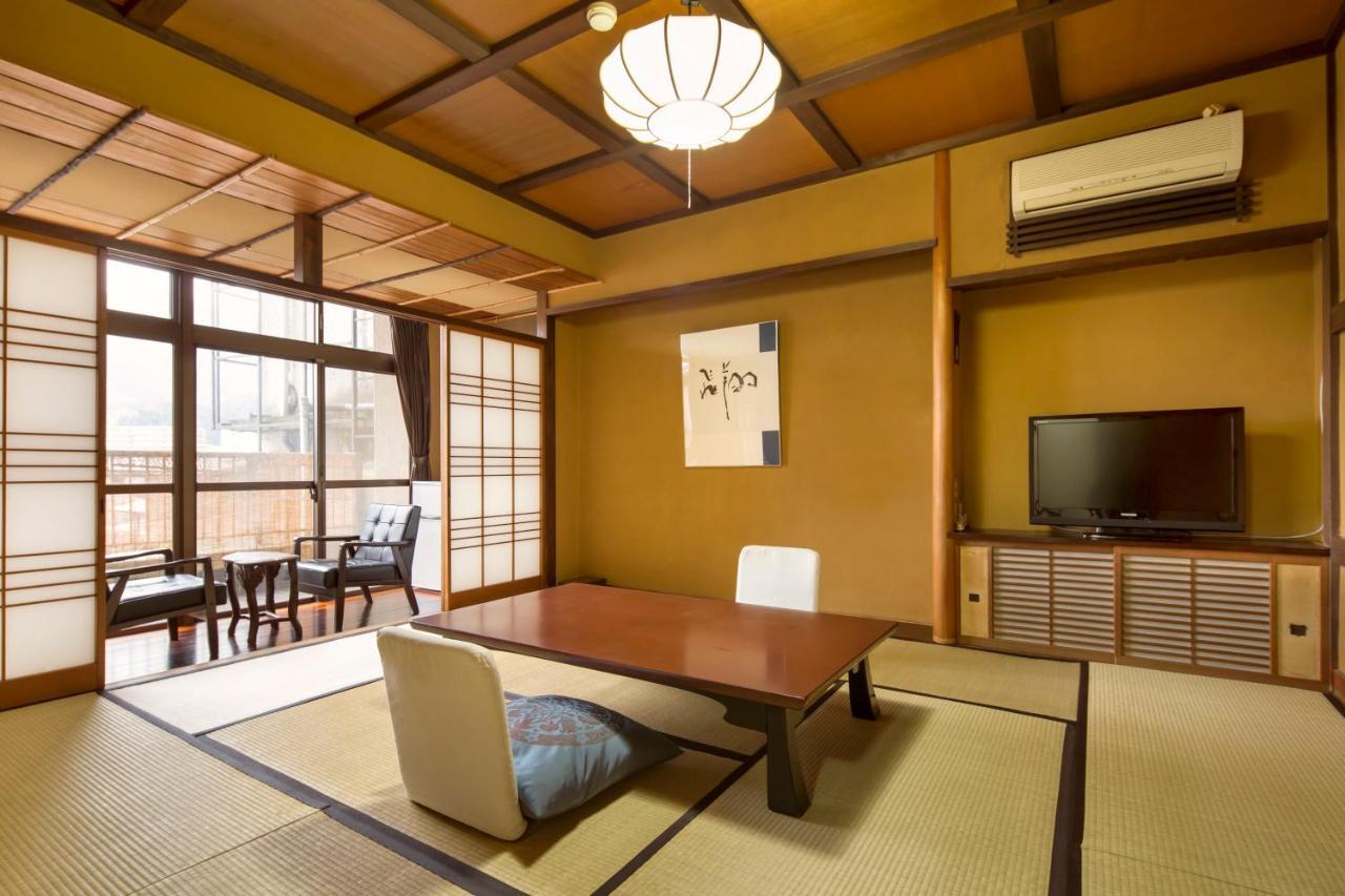 Hotel Mimasuya Yugawara Esterno foto